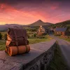 Le Cantal se vide et se remplit en même temps : ce que la néo-ruralité change pour le voyageur de passage